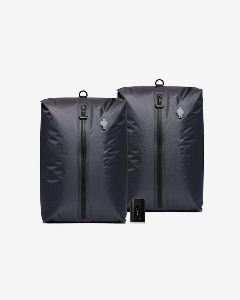 Pack Pro Viajero de NVMA con dos bolsas de compresión, color negro obsidian, de 17L y bomba V-FLOW, kit de vacío portátil para optimizar espacio en mochilas y maletas de cabina.